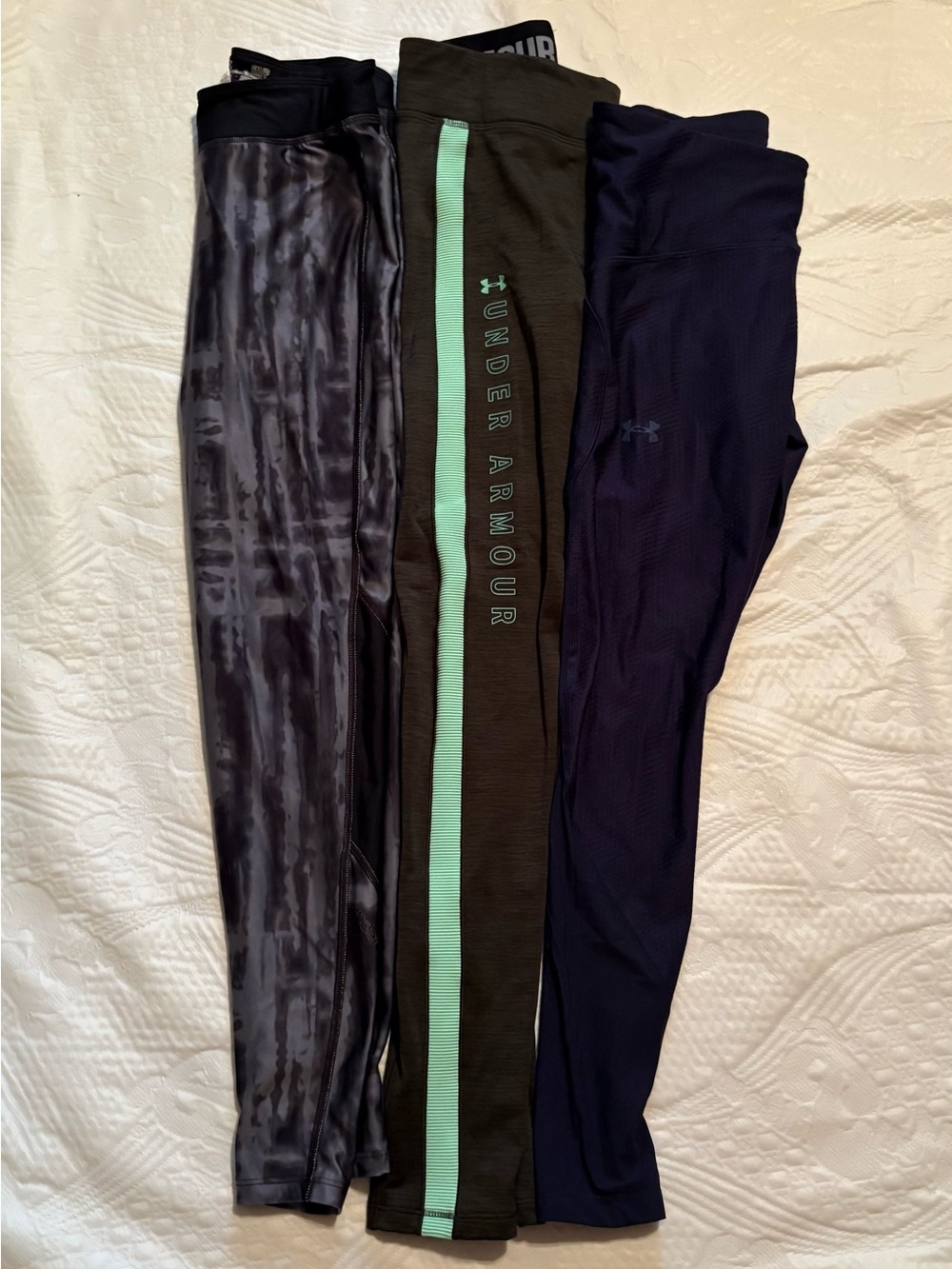 Under Armour Womens Leggings Lot Size Small Full Length Athletic Tights 3 Pack